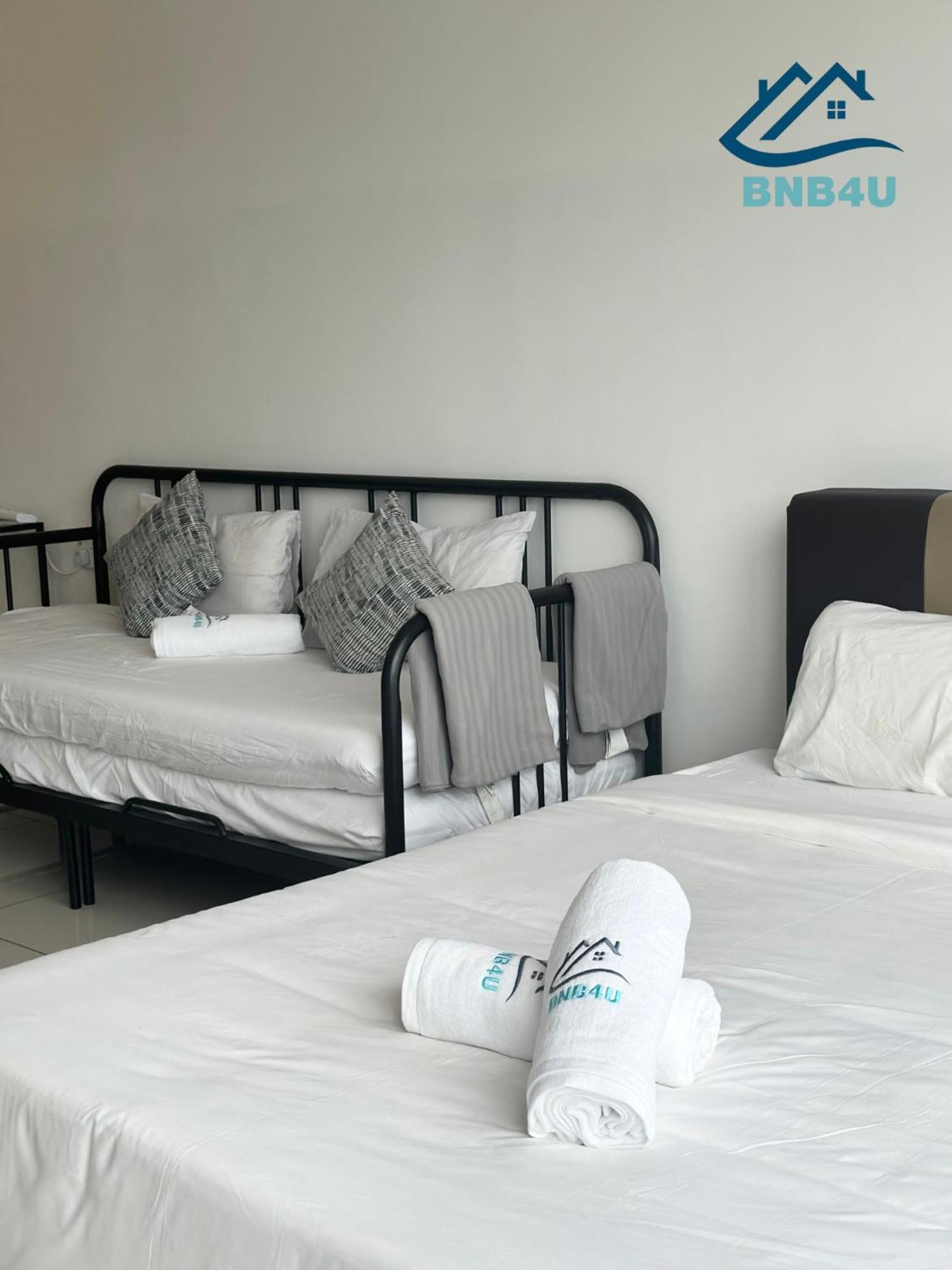 Beacon 2Br Infinity Pool - By Bnb4U George Town Exteriér fotografie
